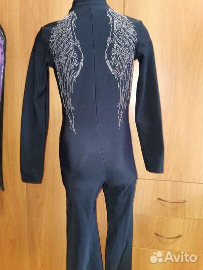 Тренировочные одежда для фигурного катания