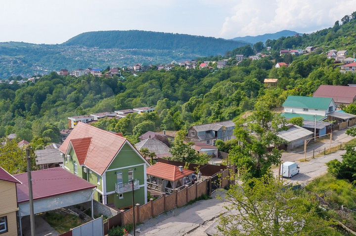 Дом 182 м² на участке 7 сот.