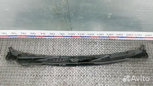 Накладка декоративная (жабо, дождевик) suzuki gran