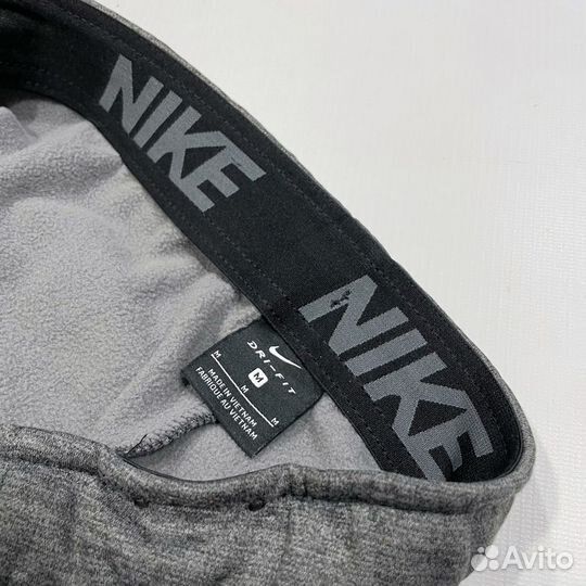 Спортивки Nike