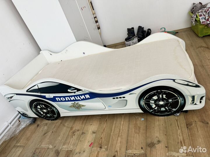 Кровать машина с матрасом