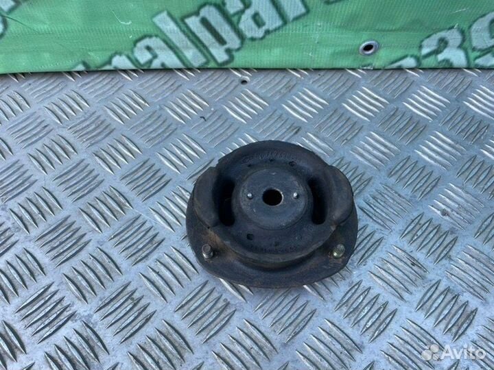 Опора Mercedes-Benz W124 M111 2.2 1992