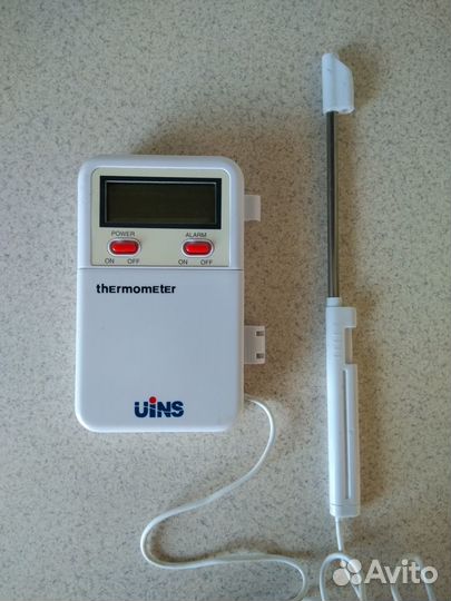 Цифровой бытовой термометр uins