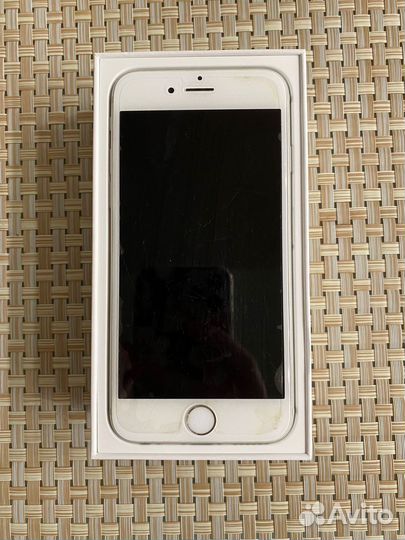 iPhone 6S, 32 ГБ