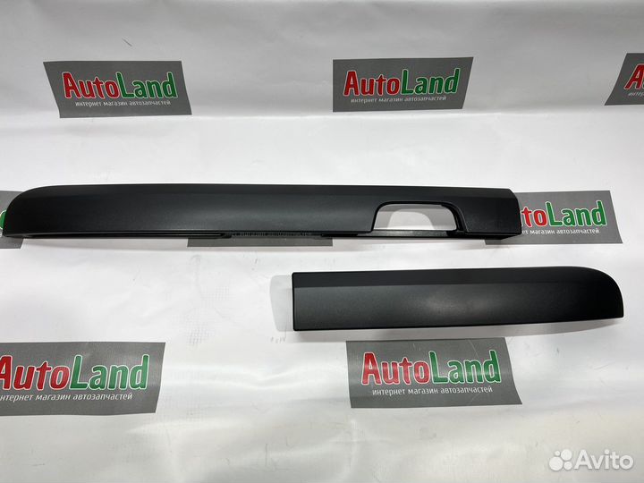 Накладка на заднюю дверь Ларгус, Largus FL