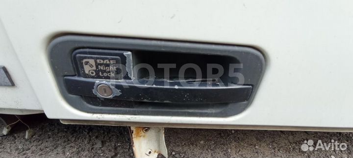 Ручка наружная двери правой DAF XF 105 2010