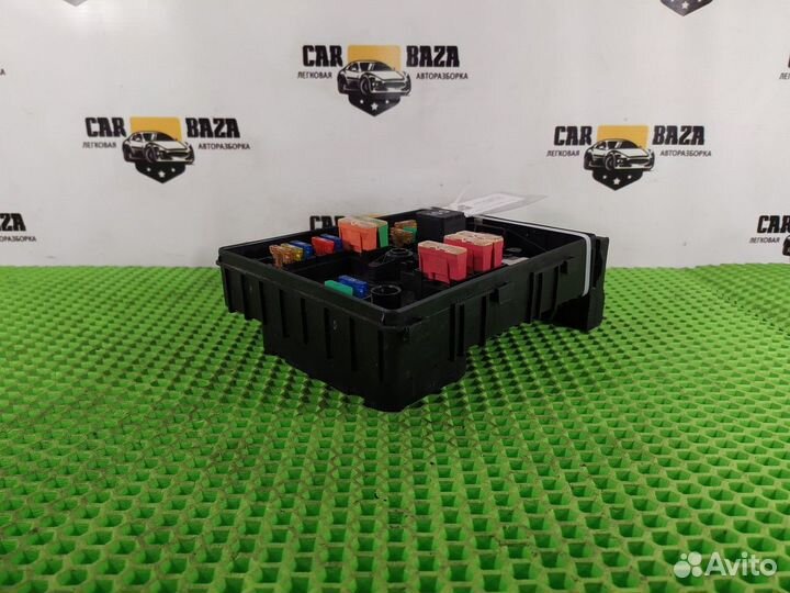 Блок предохранителей