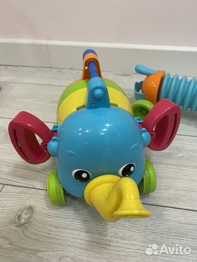 Музыкальные и развивающие игрушки