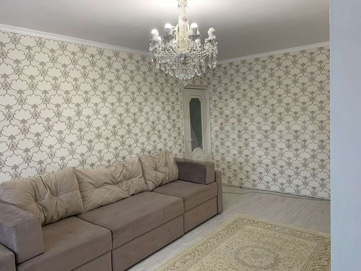 2-к. квартира, 66 м², 10/10 эт.