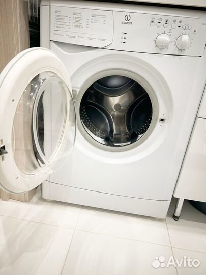 Стиральная машина indesit