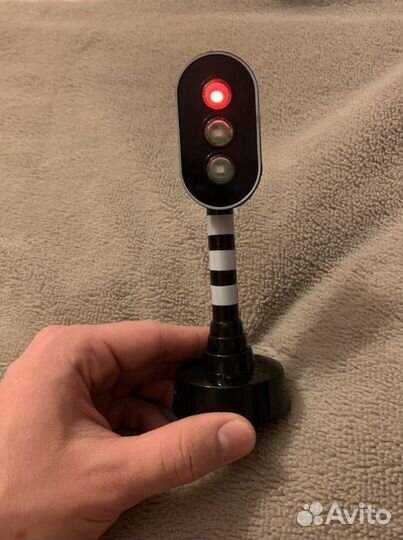 Светофор игрушка