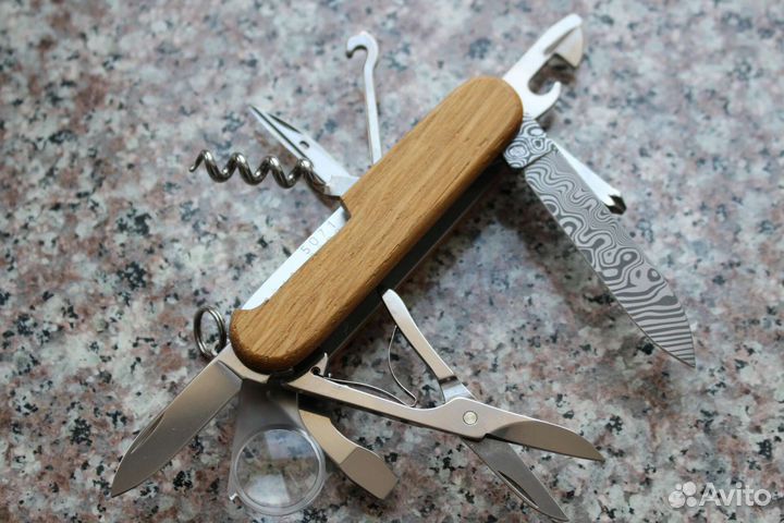 Victorinox Explorer Damast LE 2013