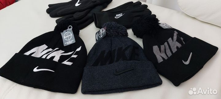 Шапка мужская двойная с помпоном Nike