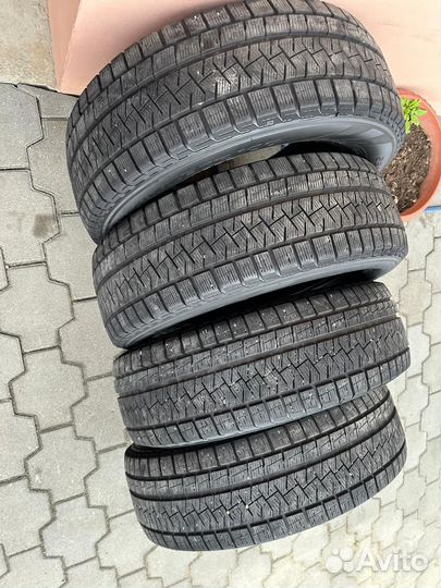 Pirelli Ice Asimmetrico 235/60 R18