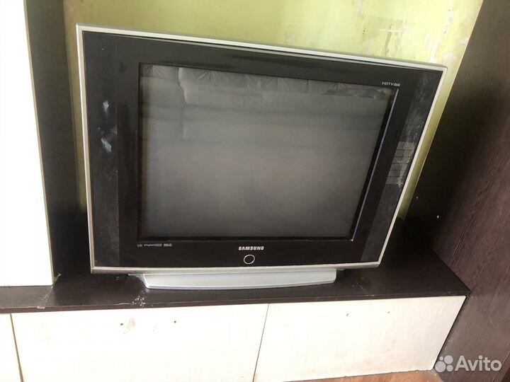 Телевизор samsung