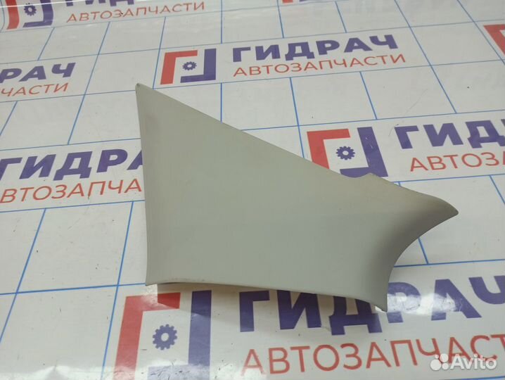 Обшивка стойки задней правой верхняя Volkswagen Po