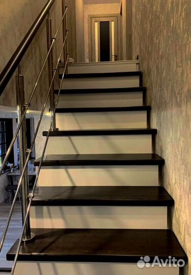 Лестницы с поворотом под ключ