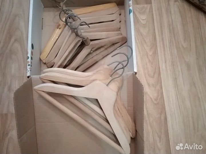 Плечики детские 5 штук