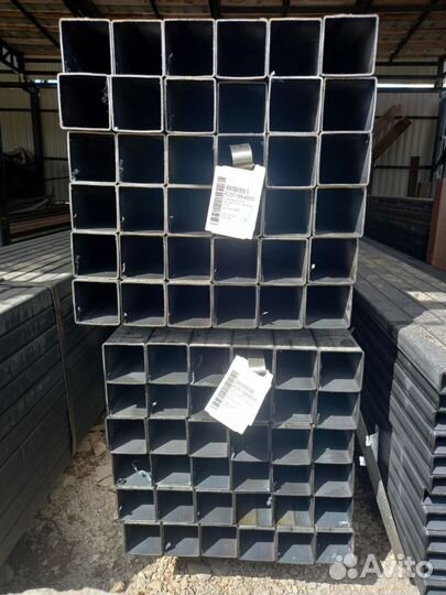 Профильная труба 80х80х2 мм. Доставка