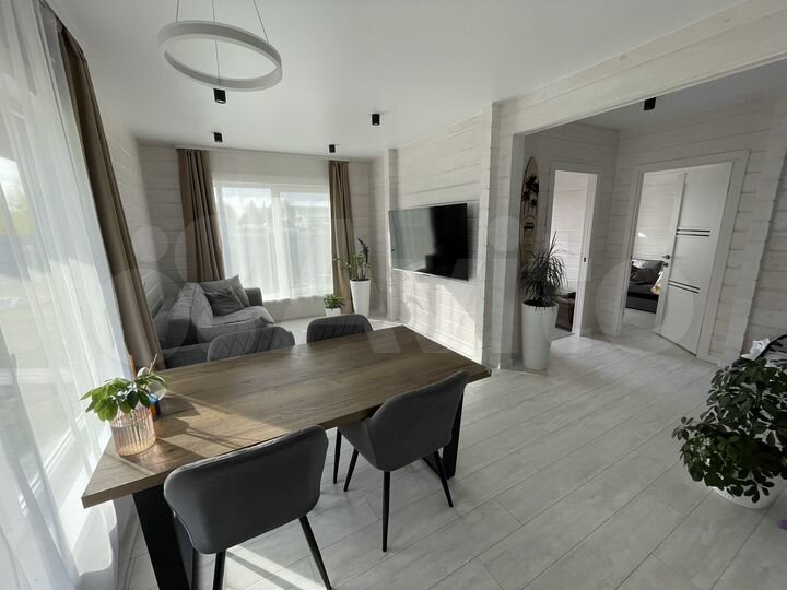 Дом 103 м² на участке 7,6 сот.