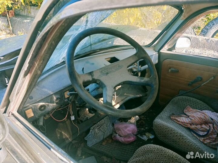 Trabant разбор частями