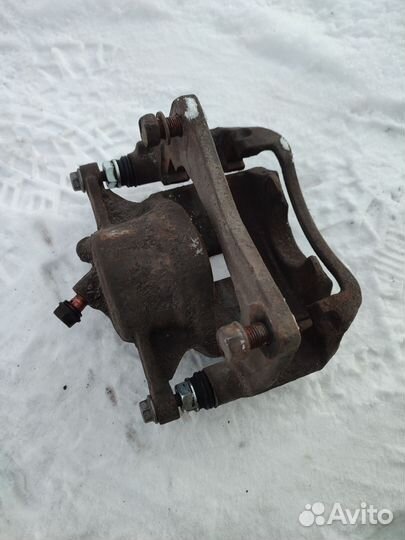 Суппорт от автомобиля