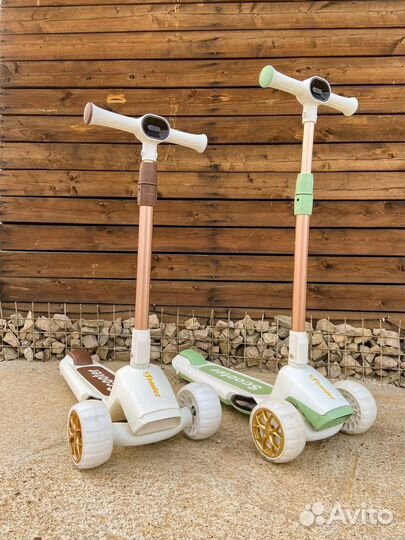 Самокат детский трех колесный