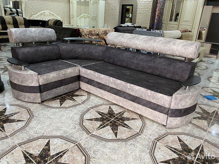 Угловые диваны новые