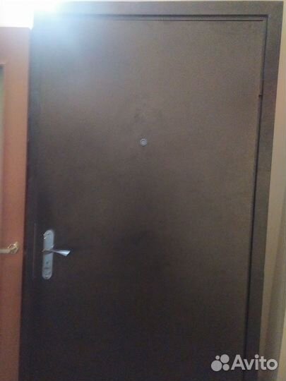 Дверь входная металлическая бу