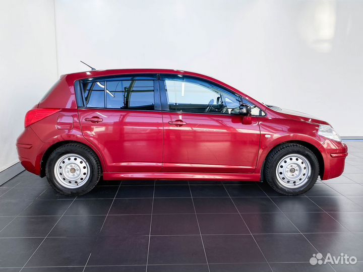 Nissan Tiida 1.6 AT, 2010, 87 719 км