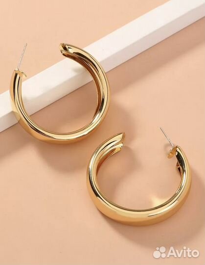 Серьги кольца крупные в стиле old money