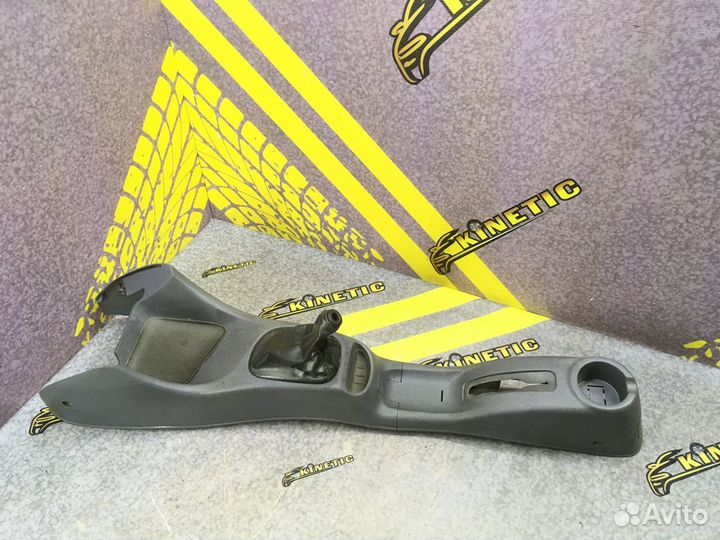 Консоль центральная Хендэ Акцент тагаз