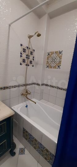 3-к. квартира, 80 м², 4/10 эт.