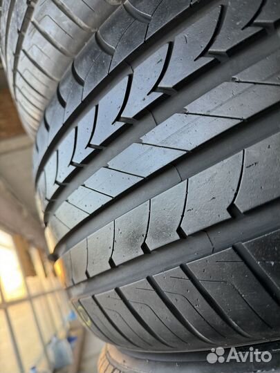 Goodyear EfficientGrip Performance 255/45 R20 и 285/40 R20