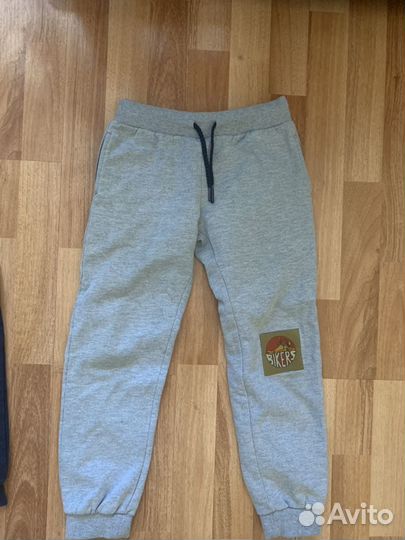 Костюм спортивный