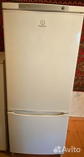 Холодильник Indesit /160 см/доставка