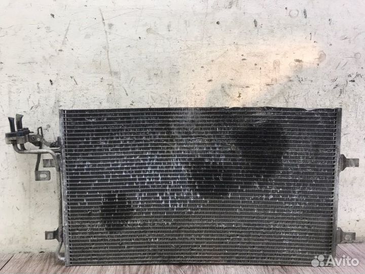 Радиатор кондиционера Volvo V50 B4184S11 2004