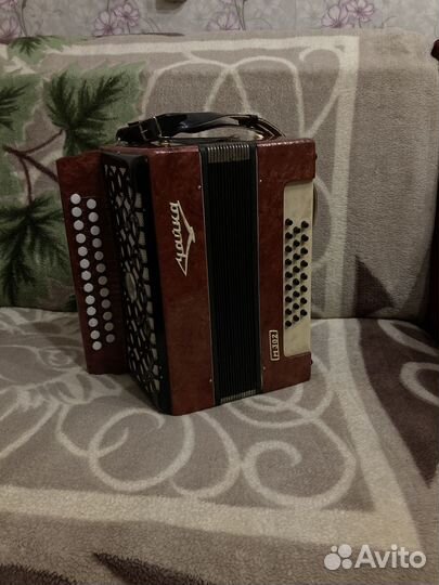 Гармонь чайка м302