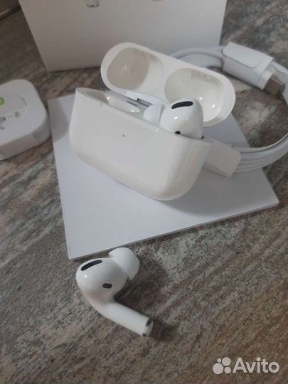 Наушники airpods pro. Новые