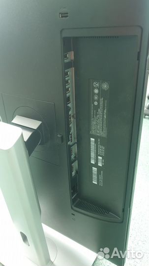 Монитор Dell U2715H
