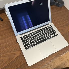 Apple macbook Air 13 mid 2012