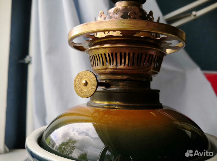 Старинная Керосиновая лампа ранний Модерн