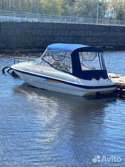 Bayliner 212 Capri