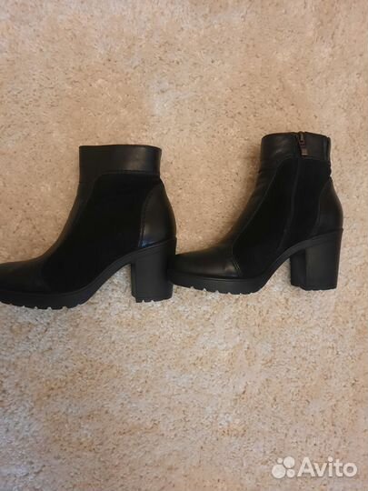 Ботинки осенние женские