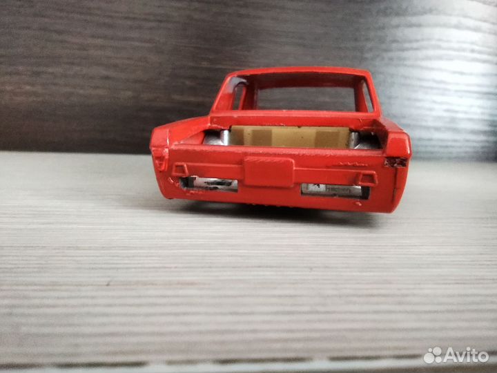 Газ 24 Волга А14 без ми (1:43)