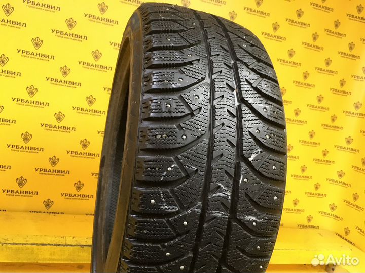 Bridgestone Ice Cruiser 7000 205/50 R17 89T