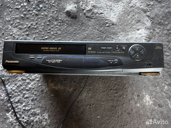 Видеомагнитофон