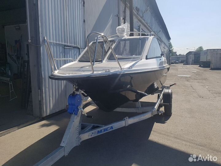 Катер Phoenix 530HT комплектация максимум