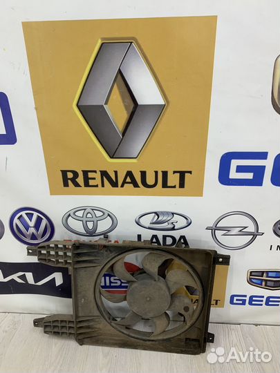 Вентилятор радиатора охлаждения двигателя диффузор