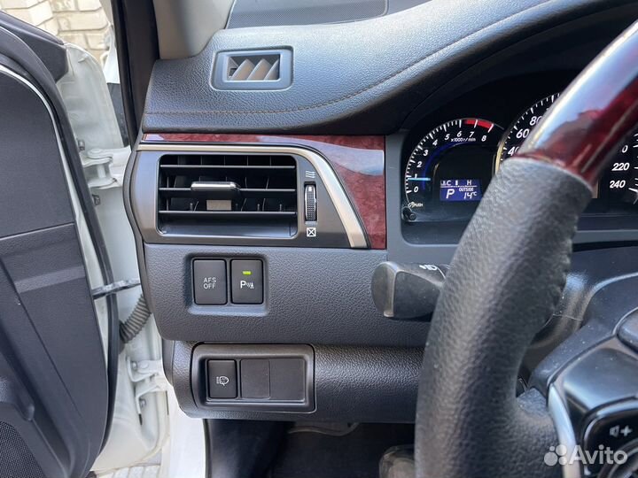 Toyota Camry 2.5 AT, 2011, 88 000 км